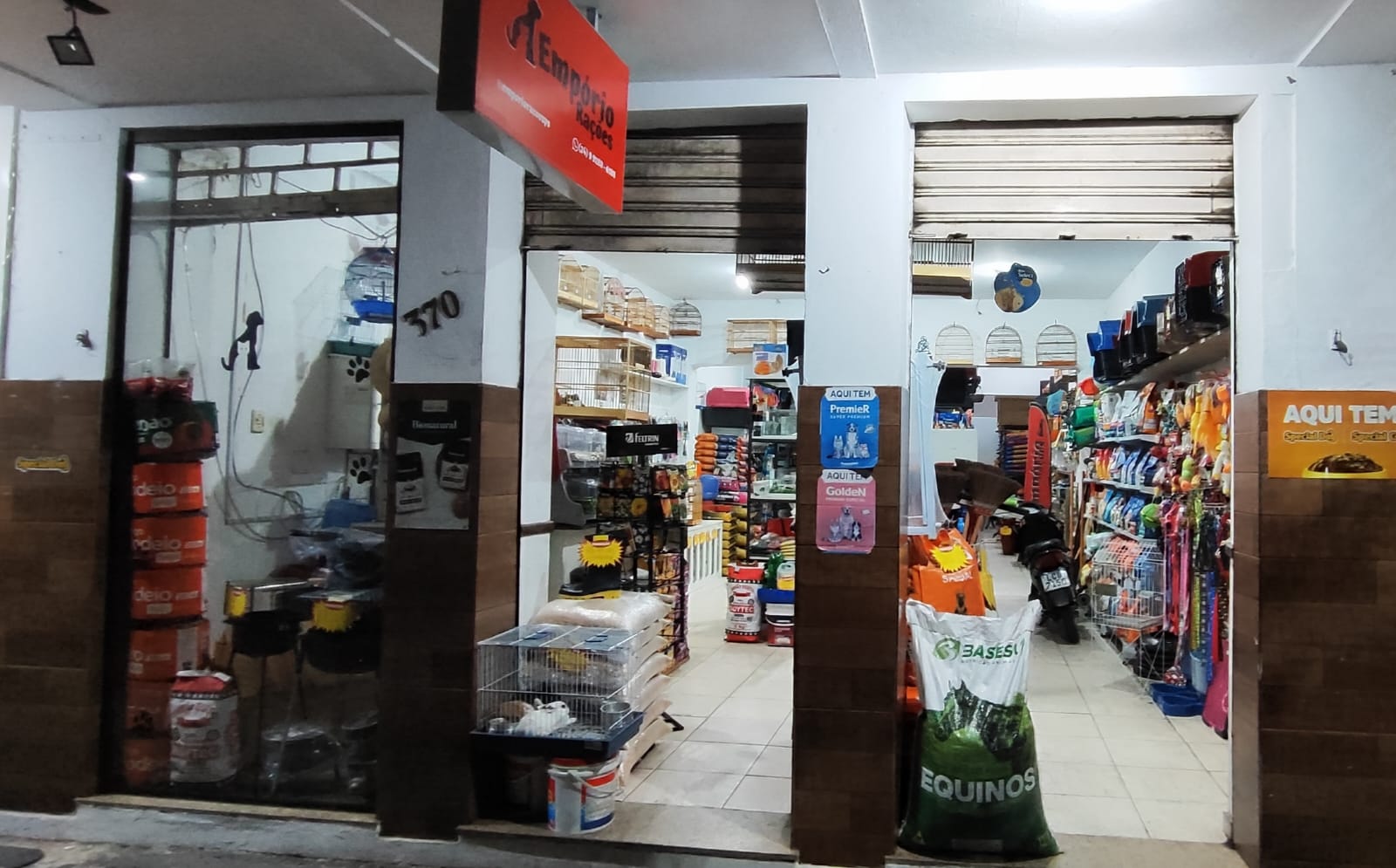 Entrada da loja Empório Rações